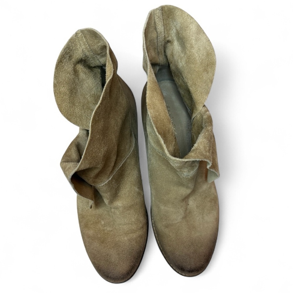 Dee Keller Elsy Suede Foldover Flap Distressed Ankle Bootie Size 36 (5.5-6 US) - Picture 4 of 9